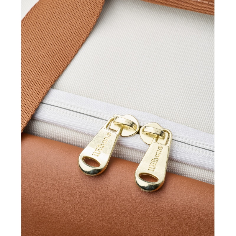 WR8052301_8_Heritage_V2_Small_Duffel_Cream_Graystone_Chestnut.png.high-res.jpeg